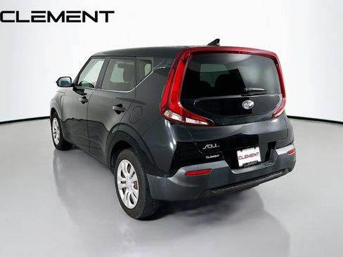 Used 2020 Kia Soul LX FWD image 10