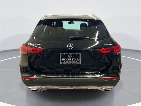 Certified 2022 Mercedes-Benz GLA 250 4MATIC image 5