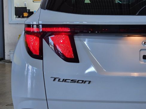 Used 2023 Hyundai Tucson SE FWD image 20