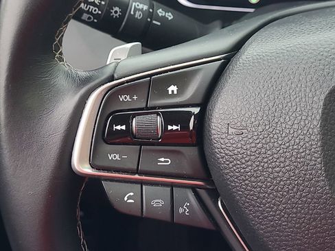 Used 2019 Honda Insight Touring image 27