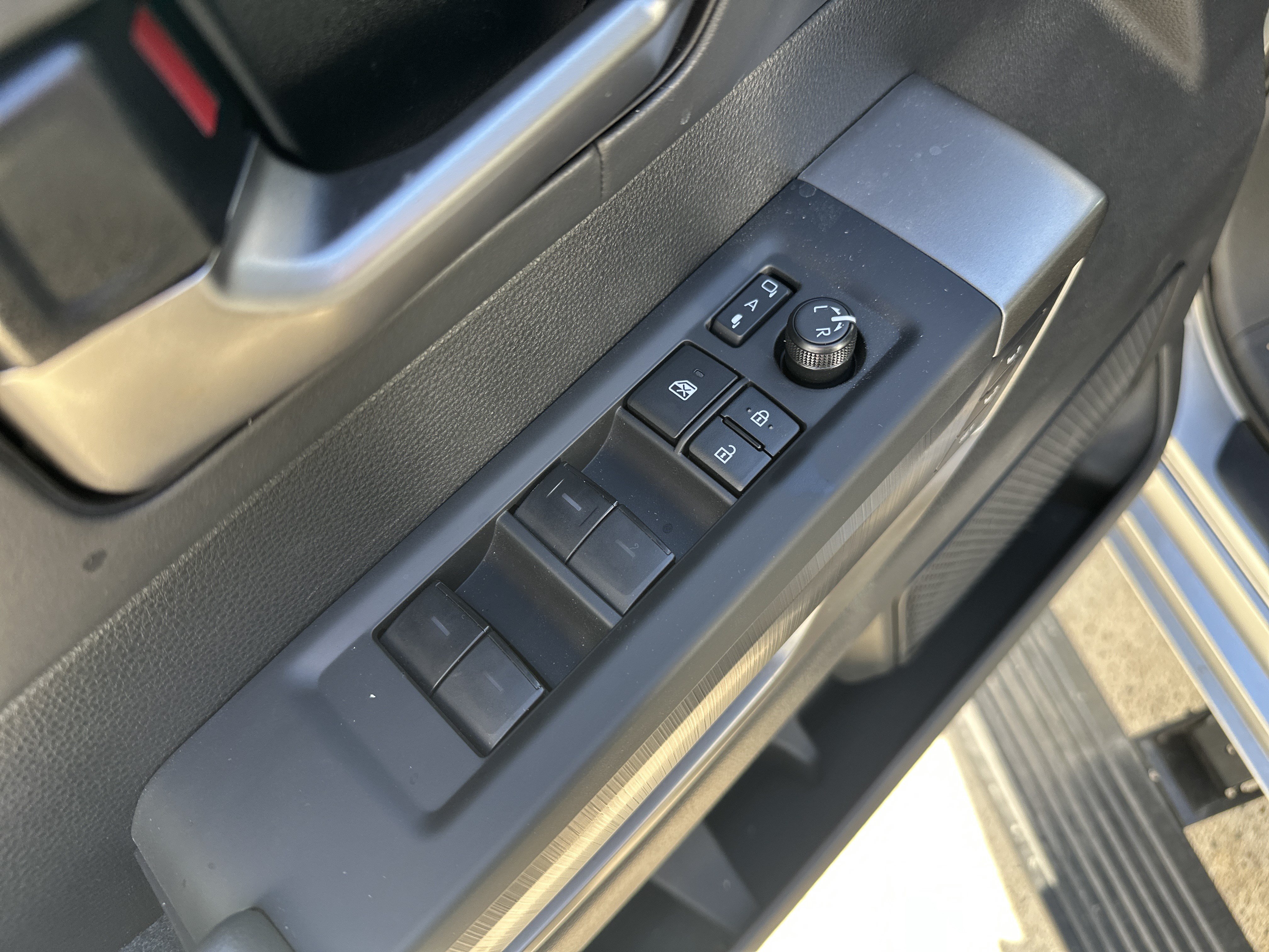 Used 2026 Toyota Tundra Platinum AWD/4WD image 14