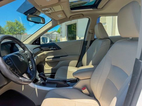 Used 2015 Honda Accord EX-L image 5
