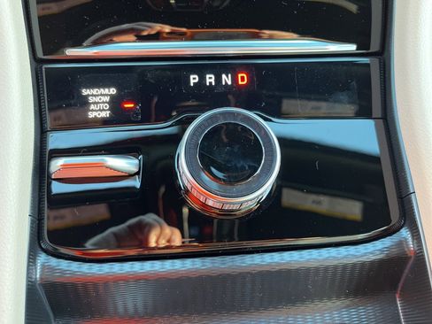 New 2025 Jeep Grand Cherokee L Limited image 25