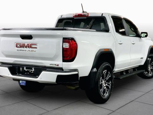Used 2023 GMC Canyon AT4 w/ AT4 Premium Package AWD/4WD image 13