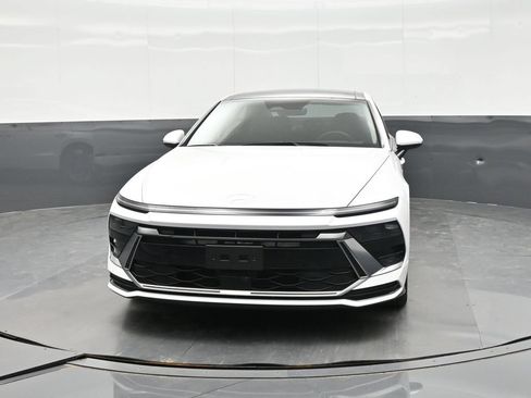 Used 2025 Hyundai Sonata SEL FWD image 18