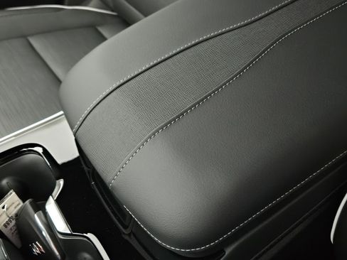 New 2026 Buick Enclave Sport Touring w/ Power Package image 32