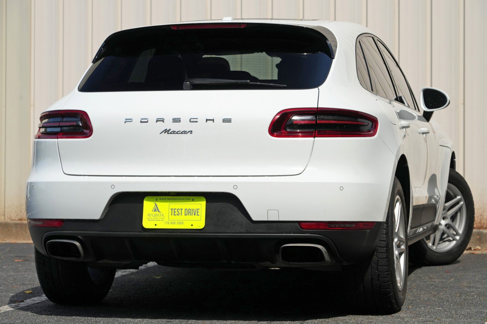 Used 2018 Porsche Macan AWD/4WD image 4