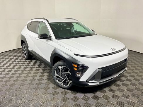 New 2026 Hyundai Kona SEL Premium image 3