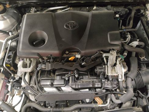 Used 2018 Toyota Camry SE w/ Convenience Package image 30