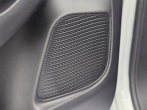 New 2026 Chrysler Pacifica Select image 12