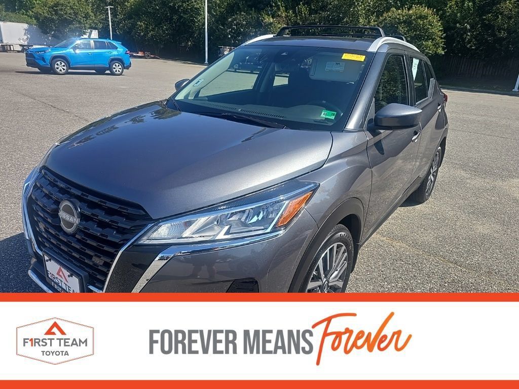 Used 2024 Nissan Kicks SV w/ Interior Electronics Package FWD image 1