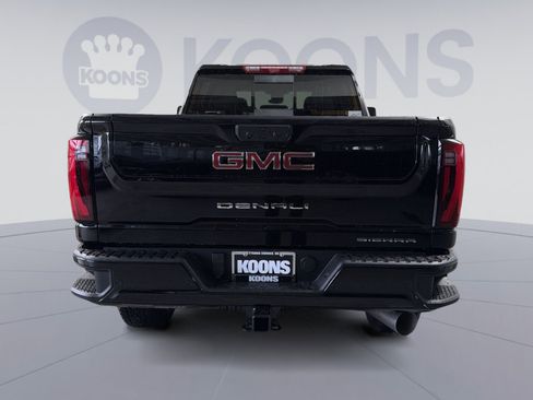 New 2026 GMC Sierra 2500 Denali w/ Denali Reserve Package AWD/4WD image 5