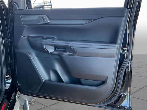 Used 2025 Ford Ranger Raptor AWD/4WD image 22