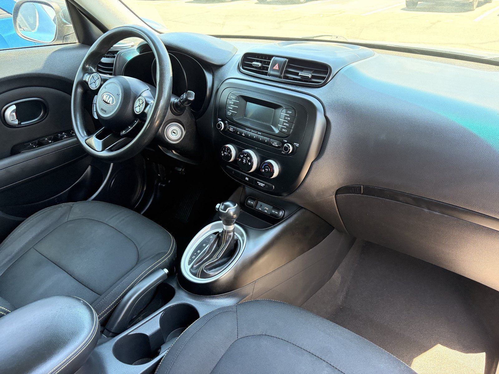 Used 2015 Kia Soul + FWD image 11