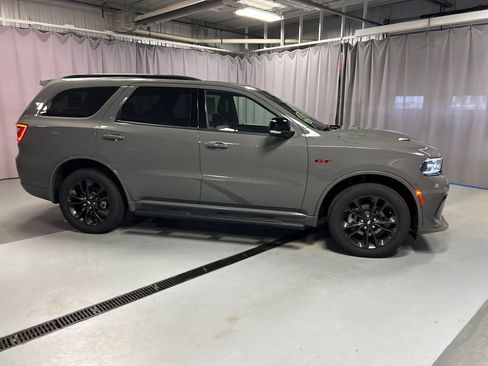 Used 2025 Dodge Durango GT AWD/4WD image 8