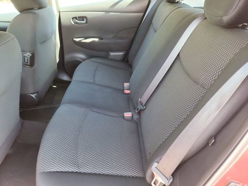 Used 2015 Nissan Leaf S w/ Charge Package image 12
