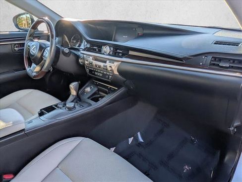 Used 2017 Lexus ES 350 image 20