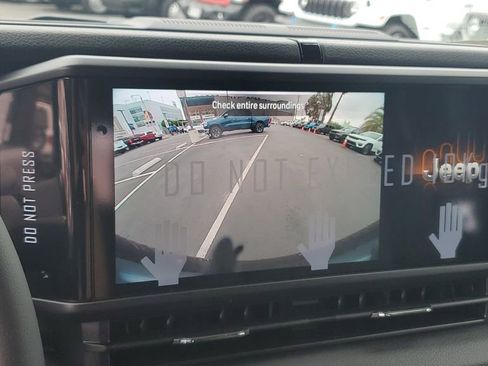 New 2025 Jeep Wrangler Sport S image 23