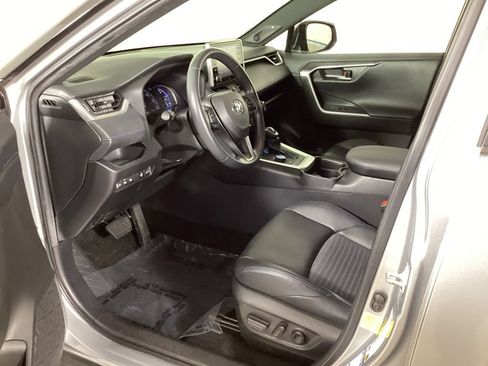 Used 2020 Toyota RAV4 XSE AWD/4WD image 31