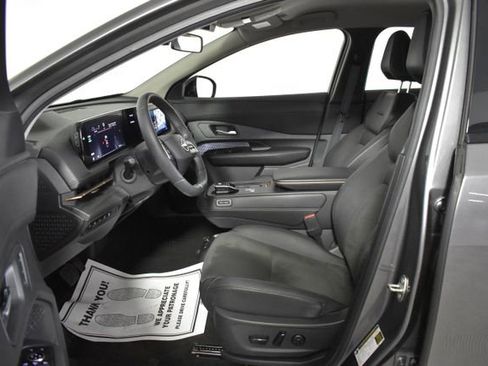 Certified 2024 Nissan Ariya AWD image 11