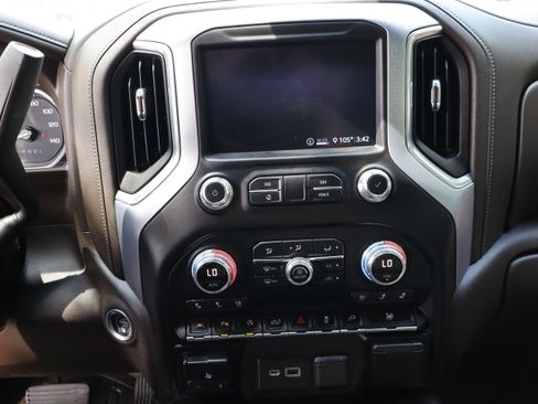 Used 2020 GMC Sierra 1500 SLT w/ SLT Premium Plus Package AWD/4WD image 36