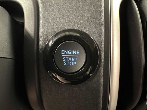 New 2026 Ford Expedition Active AWD/4WD image 17