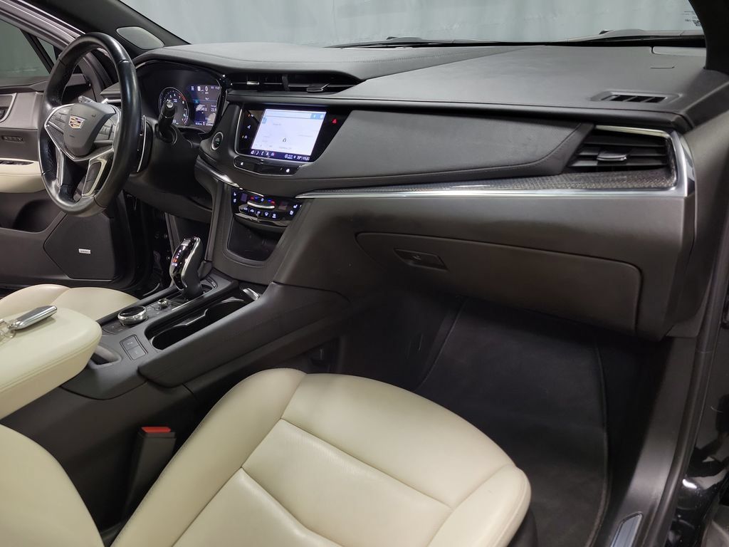 Used 2023 Cadillac XT5 Sportv w/ Technology Package AWD/4WD image 37