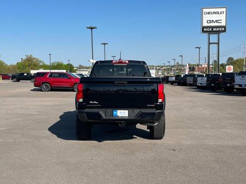 Certified 2024 Chevrolet Colorado ZR2 w/ Technology Package AWD/4WD image 5