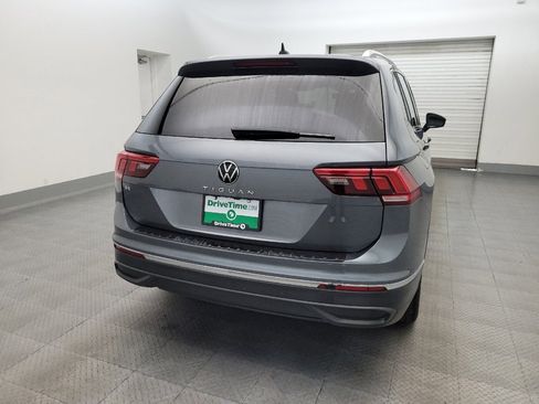 Used 2023 Volkswagen Tiguan SE FWD image 7