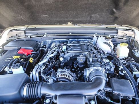 New 2025 Jeep Gladiator Rubicon w/ Convenience Group image 27