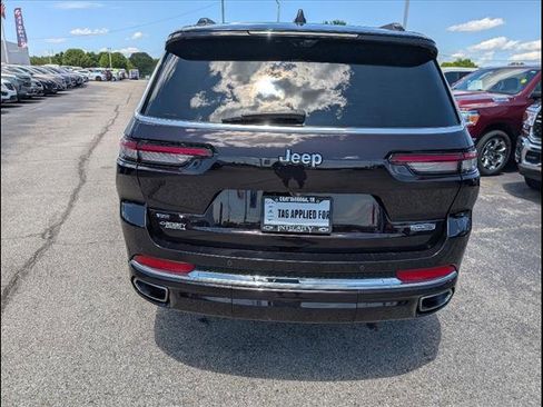 Used 2023 Jeep Grand Cherokee L Overland w/ Advanced Protech Group III image 10