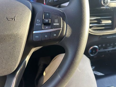 Used 2025 Ford Escape Active image 29