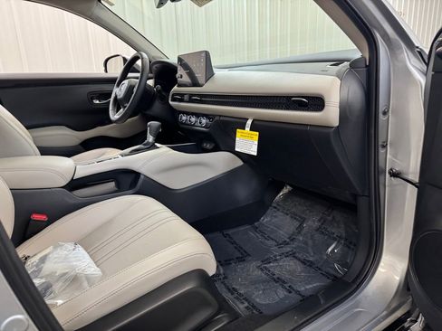 New 2026 Honda HR-V EX-L image 23