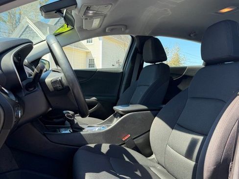 Used 2024 Chevrolet Malibu RS w/ LPO, Floor Liner Package FWD image 10