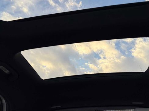 Used 2018 Mercedes-Benz GLA 250 4MATIC image 26