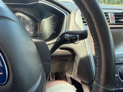 Used 2016 Ford Fusion Titanium FWD image 22