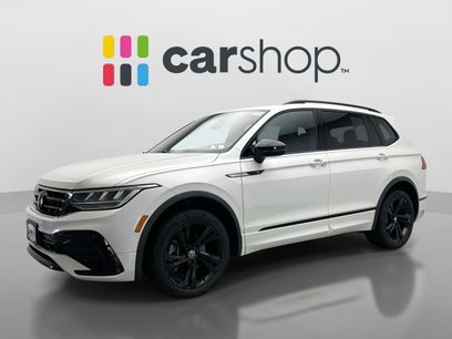Used 2023 Volkswagen Tiguan SE R-Line