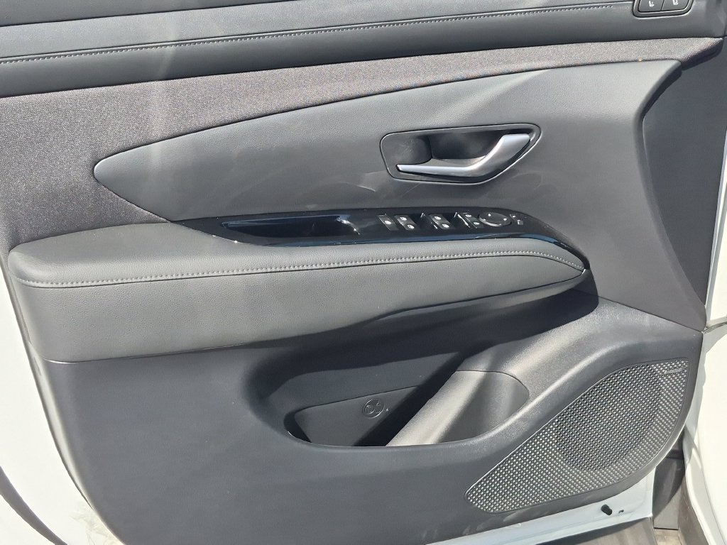 New 2026 Hyundai Tucson Limited FWD image 12