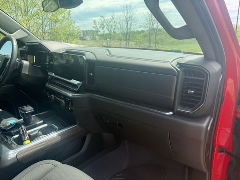 Used 2023 Chevrolet Silverado 1500 LT AWD/4WD image 21