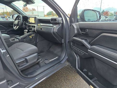 Certified 2025 Toyota Tacoma SR5 w/ SR5 Upgrade Package image 15