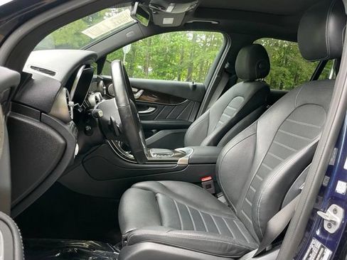 Used 2021 Mercedes-Benz GLC 300 4MATIC image 14
