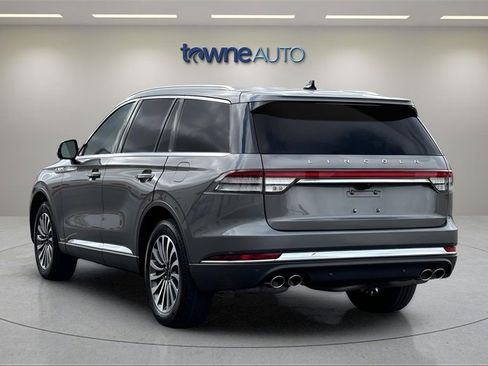 Used 2024 Lincoln Aviator Reserve w/ Elements Package Plus image 3