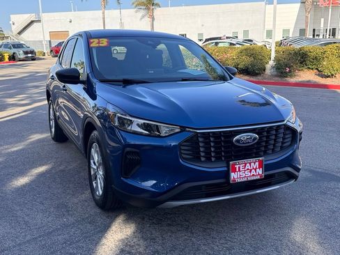 Used 2023 Ford Escape Active FWD image 2
