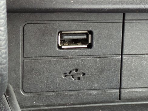 Used 2020 Ford Mustang Premium image 23