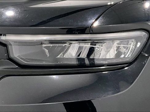 Used 2023 Jeep Grand Cherokee Limited w/ Luxury Tech Group II image 34