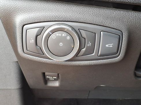 Used 2017 Lincoln MKC Reserve FWD image 17