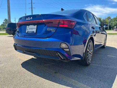 Used 2024 Kia Forte EX FWD image 6