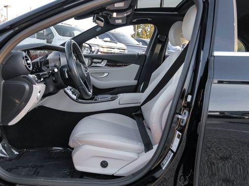 Used 2021 Mercedes-Benz E 350 Sedan image 27