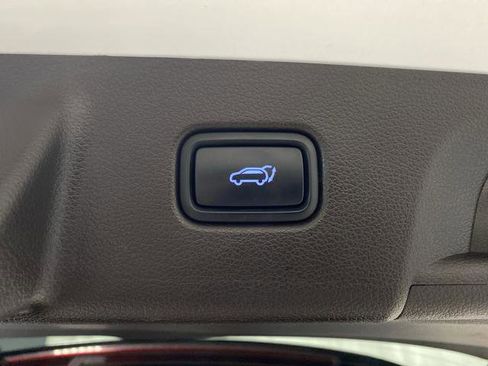 Used 2021 Hyundai Palisade Calligraphy image 16