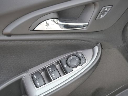 Used 2024 Chevrolet Malibu LT FWD image 33